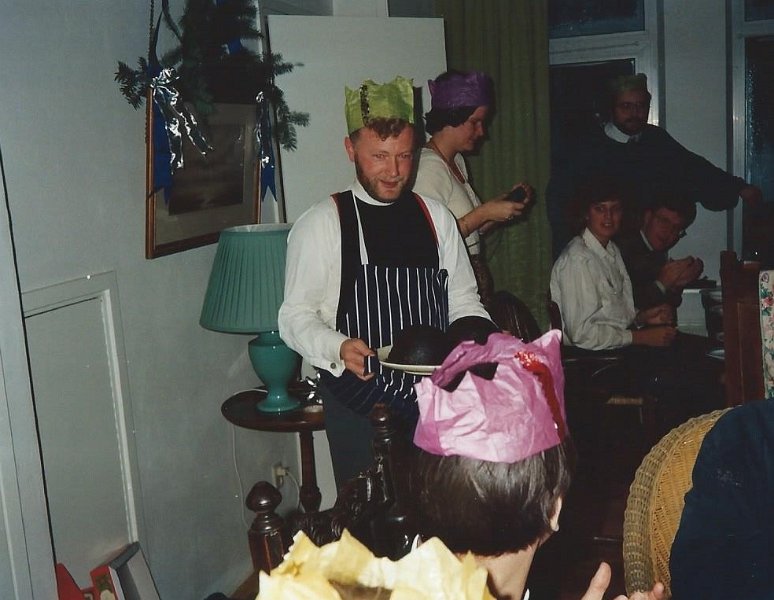 199412christmasexilesparty3